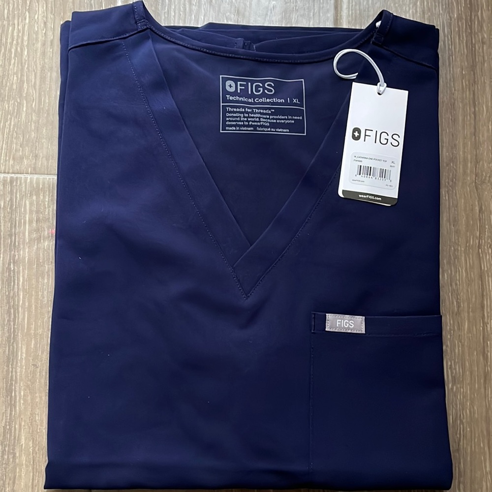 Figs Women Navy Catarina - One Pocket Scrub Top